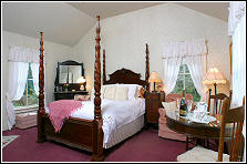 lodging in mendocino-Creekside