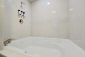 Mendocino Coast B&B -Private bathtub 